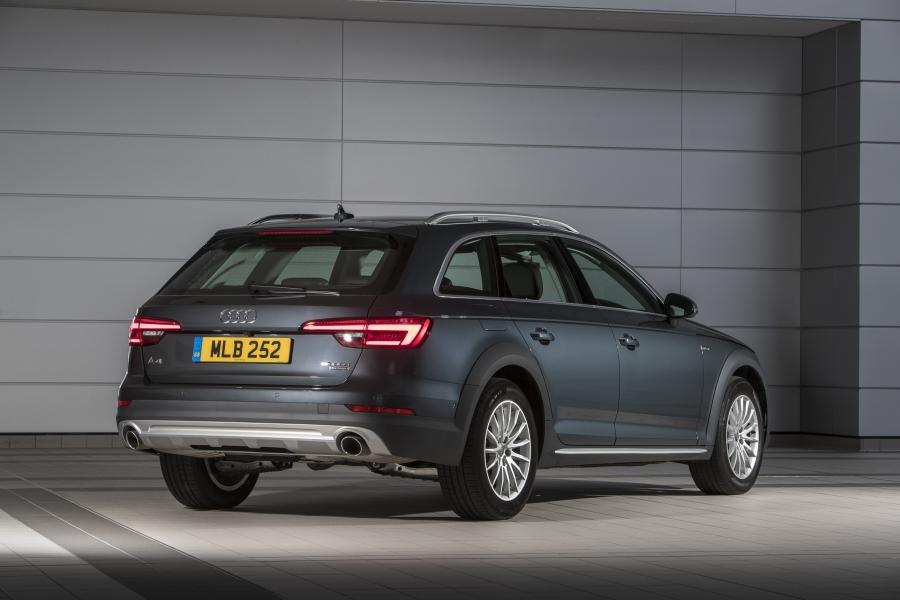  Audi A4 Allroad 3.0 TDI Quattro (B9) 2016 года  (UK) (фото 31 из 33)